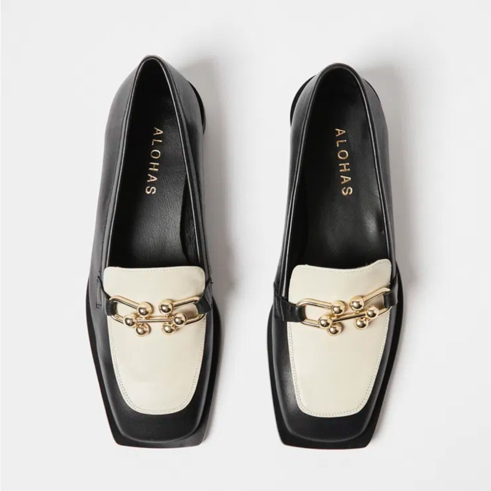 Alohas Black and Cream Women's Loafers
